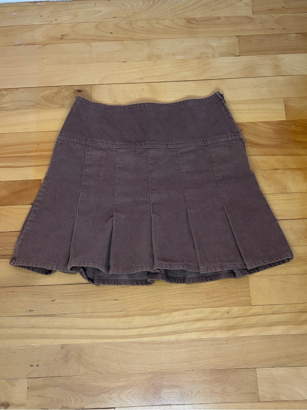 H&M Brown corduroy Pleated Mini Skirt